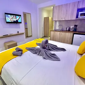 Sun Plaza - Adults Only Hotel apartamentowy